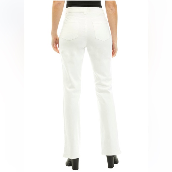 NWT! Gloria Vanderbilt Amanda Vintage White Bootcut Classic Rise Jeans. Size 14. - Picture 2 of 10